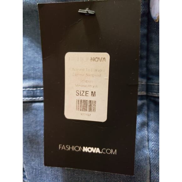 Fashion Nova Denim Jumpsuit Womens Medium Blue Plunging Neck Crisscross Front - Picture 4 of 16